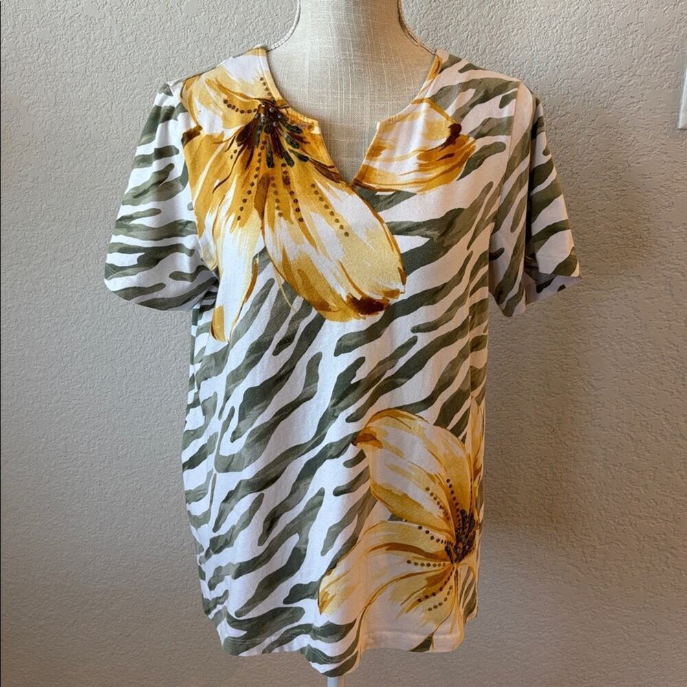 Alfred Dunner Green Yellow Floral Zebra Striped Women's Top Shirt Casual Small